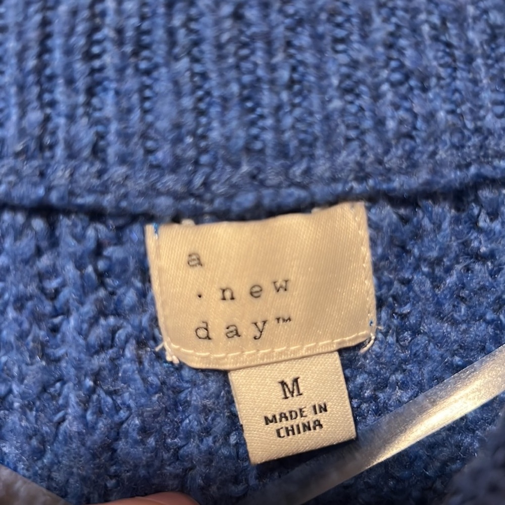 Blue Sweater - Picture 3 of 3